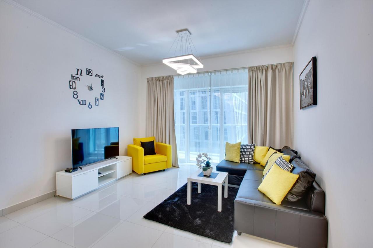 ドバイUltra Modern 1Bd In Damac Heights Marinaアパートメント エクステリア 写真