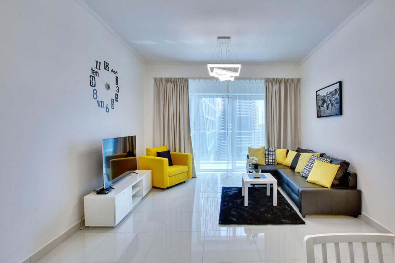 ドバイUltra Modern 1Bd In Damac Heights Marinaアパートメント エクステリア 写真