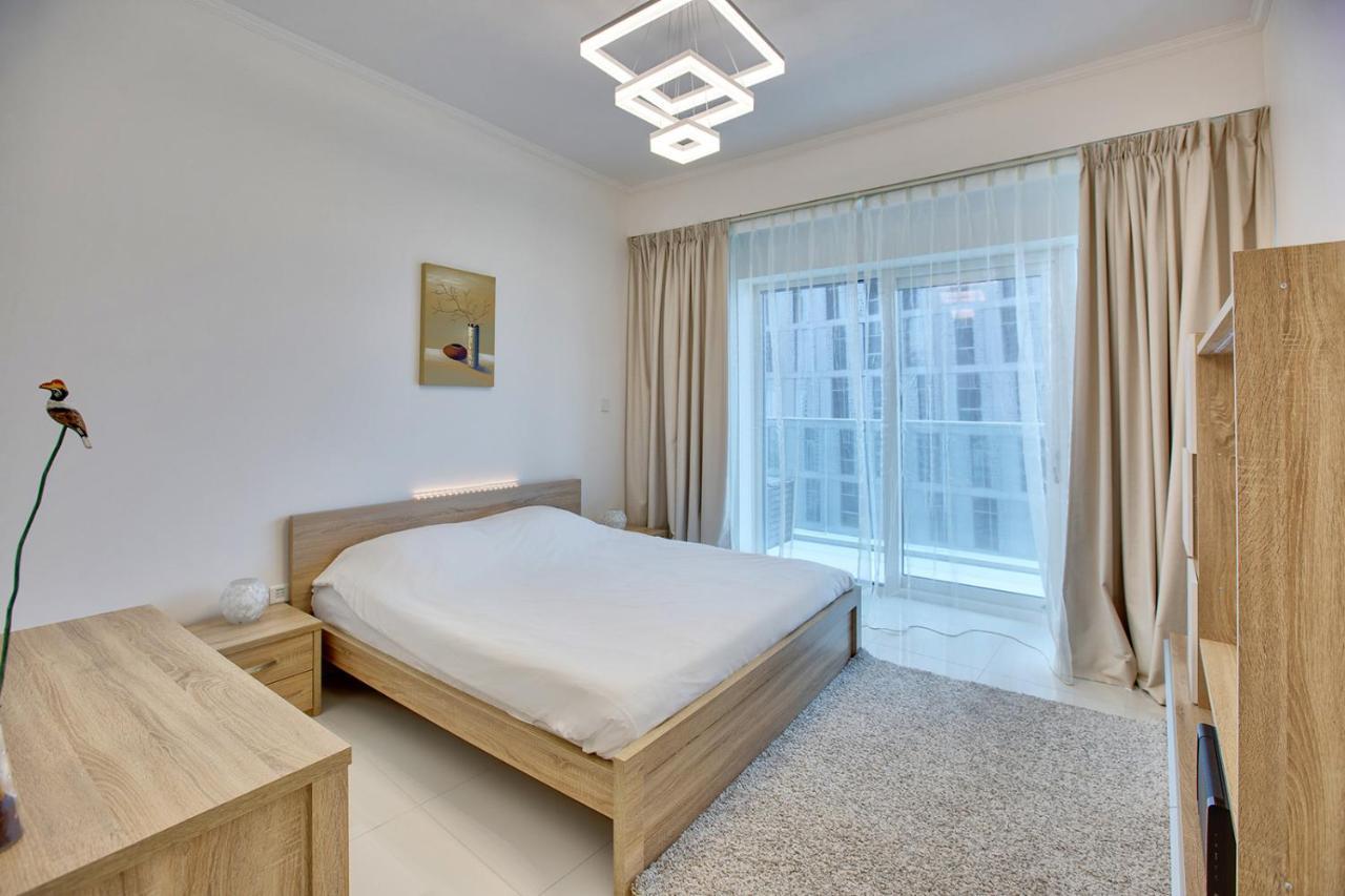ドバイUltra Modern 1Bd In Damac Heights Marinaアパートメント エクステリア 写真