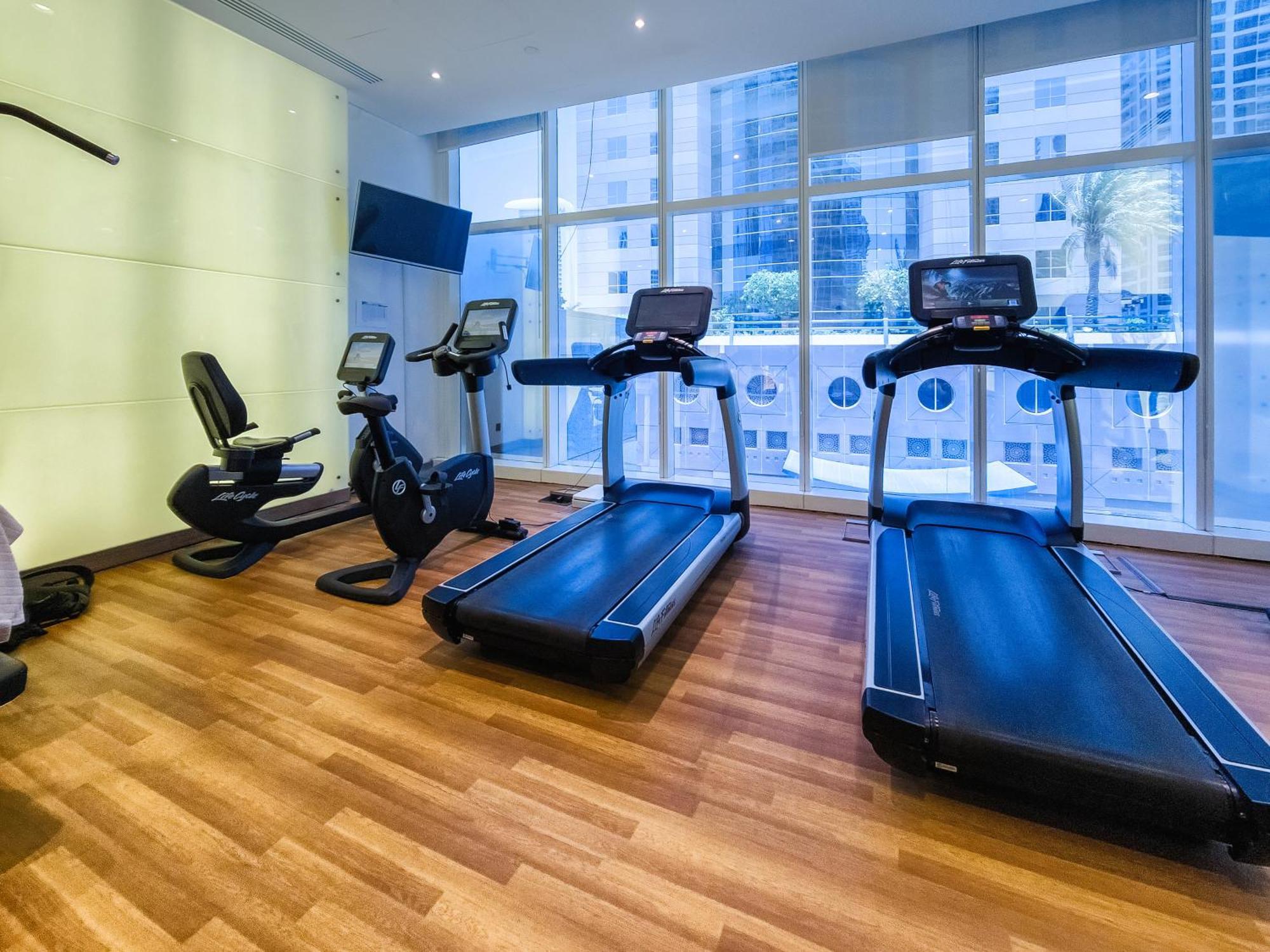 ドバイUltra Modern 1Bd In Damac Heights Marinaアパートメント エクステリア 写真